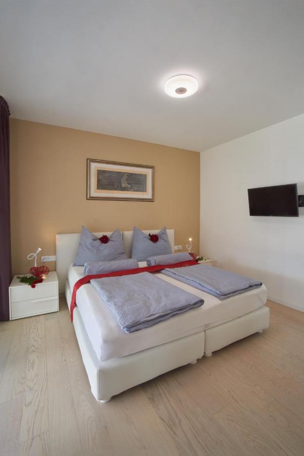 Penthouse & Garden - Luxury Apartment Postal / Burgstall Exteriör bild