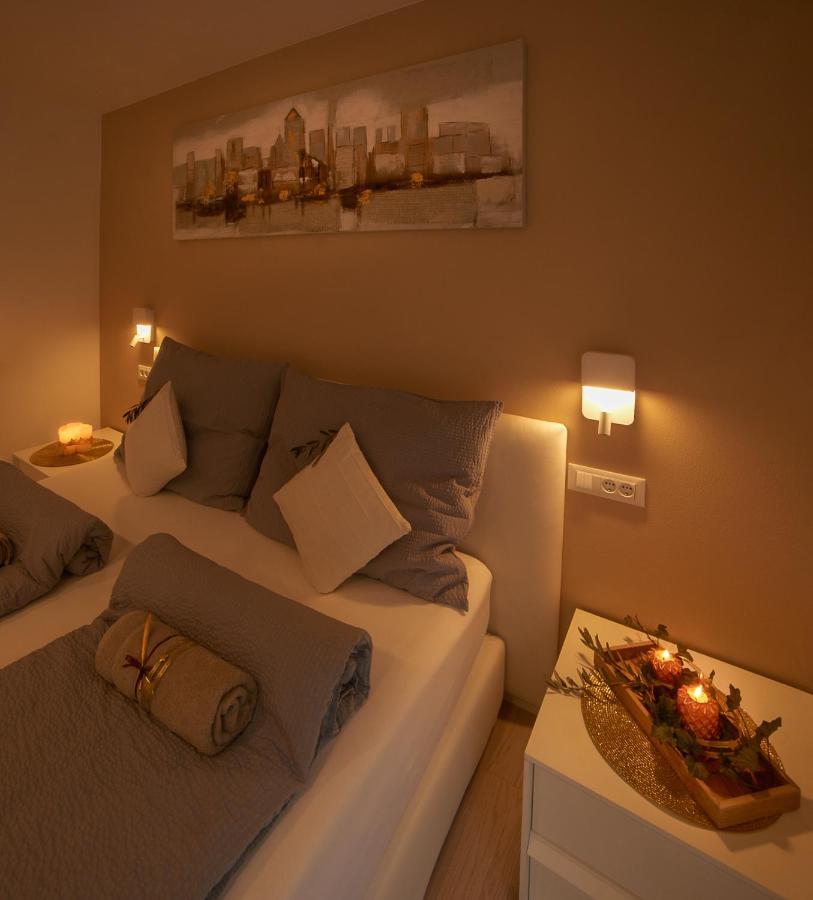Penthouse & Garden - Luxury Apartment Postal / Burgstall Exteriör bild