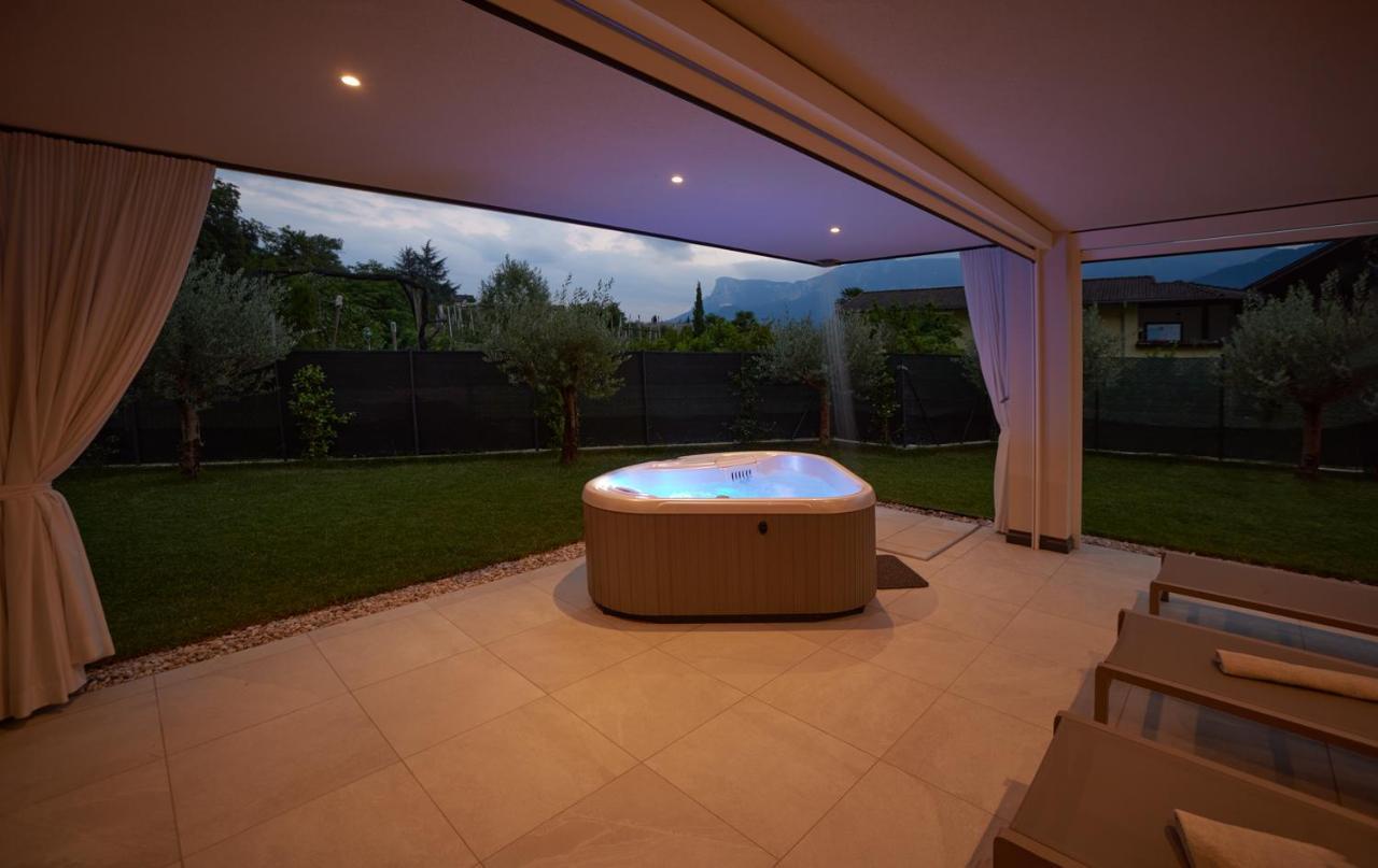 Penthouse & Garden - Luxury Apartment Postal / Burgstall Exteriör bild